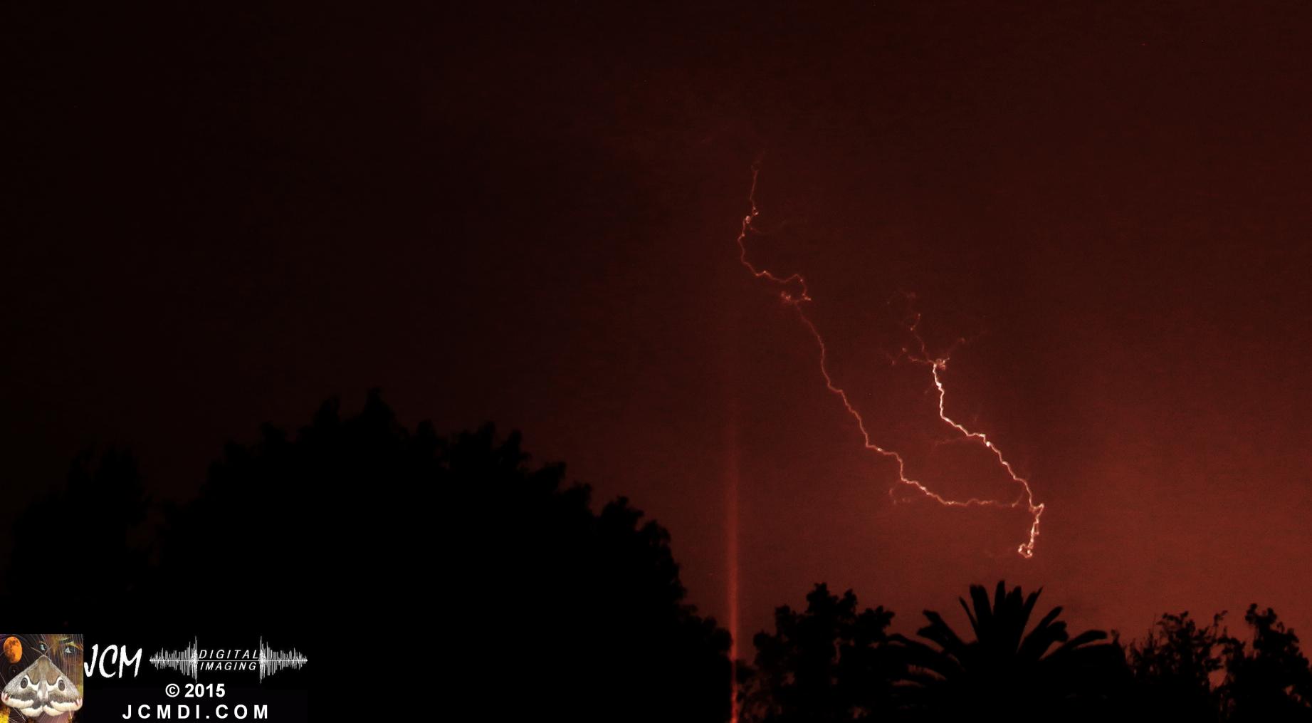 Long exposure lightning image from March 18 2015 Santa Clarita JCMDI.COM